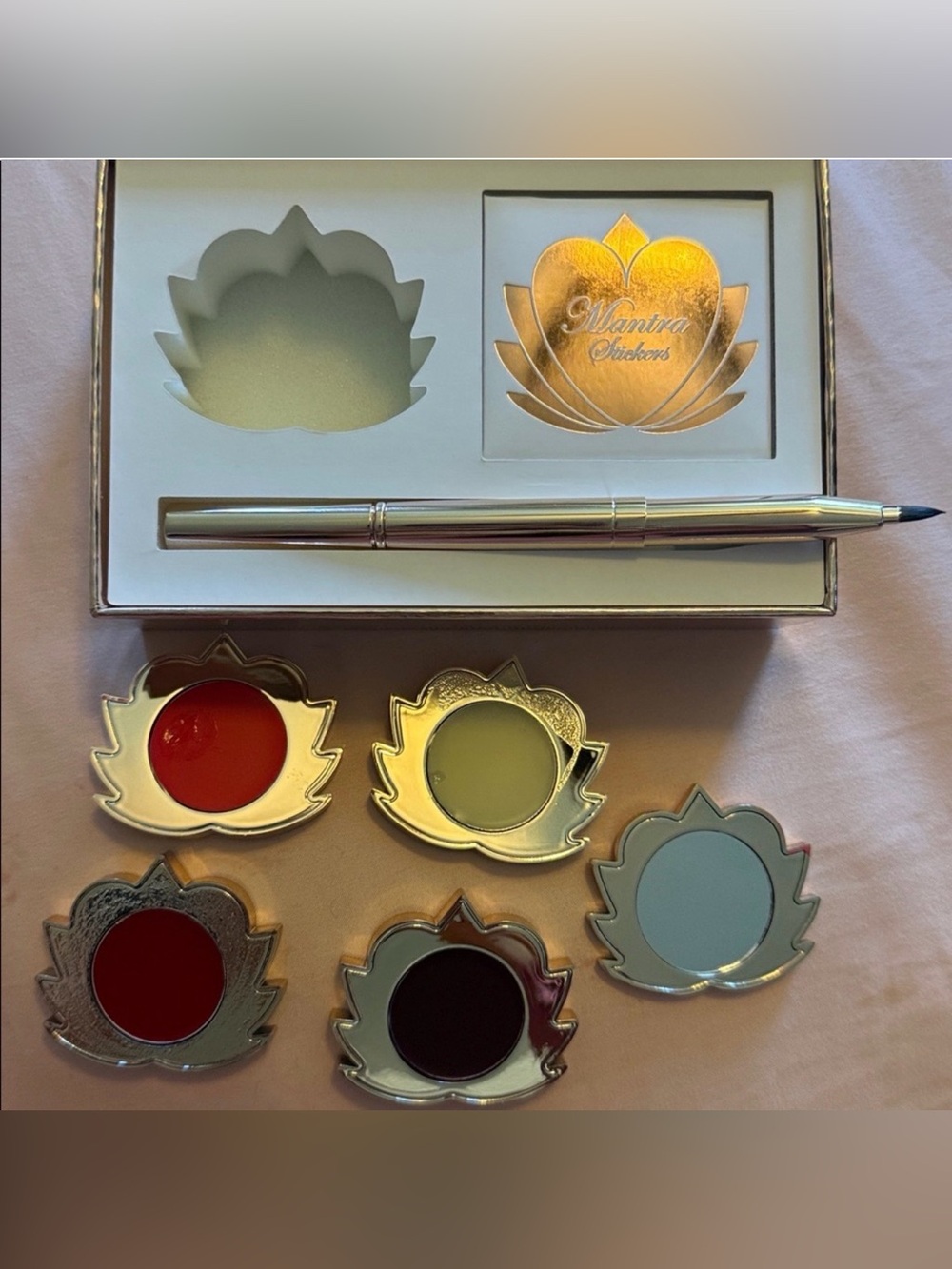 Blessed Beauty-Lipstick Palette -Multi-Color Lotus Set